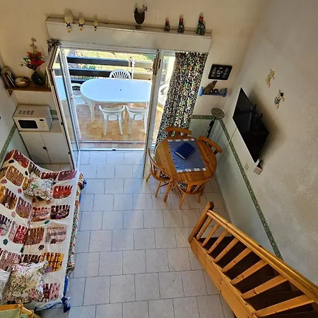 Hébergement de vacances Cyrnea 27- à Pieds - Clim-wifi- Favone *